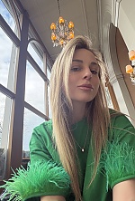 Ukrainian mail order bride Kristina from Boston with light brown hair and brown eye color - image 8