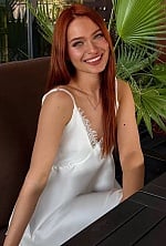 Ukrainian mail order bride Kateryna from Lviv with red hair and green eye color - image 8