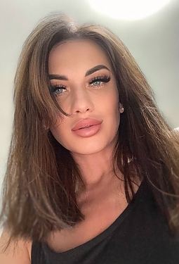 Taisiia, 37 y.o. from Calgary, Canada