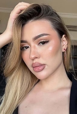 Nargiza, 22 y.o. from Tashkent, Uzbekistan