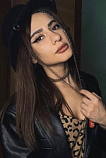 Ukrainian mail order bride Anna from Chisinau with brunette hair and brown eye color - image 9
