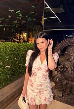 Ukrainian mail order bride Yulia from Odesa with brunette hair and blue eye color - image 3