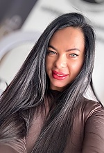Ukrainian mail order bride Olena from Braine-l'Alleud with black hair and blue eye color - image 2