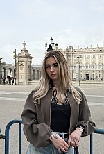 Ukrainian mail order bride Olesia from Kyiv with light brown hair and brown eye color - image 7