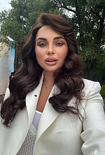 Ukrainian mail order bride Maryna from Kharkiv with brunette hair and brown eye color - image 9