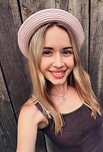 Ukrainian mail order bride Tetiana from Las Vegas with blonde hair and green eye color - image 8