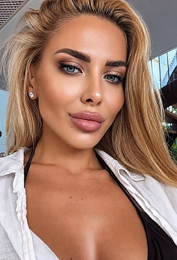 Anna, 38 y.o. from Kyiv, Ukraine