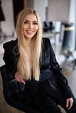 Ukrainian mail order bride Anna from Kyiv with blonde hair and blue eye color - image 2