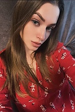 Ukrainian mail order bride Victoria from Kyiv with light brown hair and grey eye color - image 2