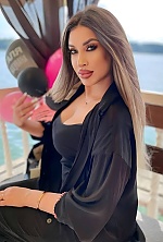Ukrainian mail order bride Alina from Los Angeles with light brown hair and grey eye color - image 6