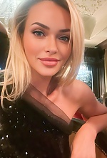 Ukrainian mail order bride Oksana from San Diego with blonde hair and grey eye color - image 8