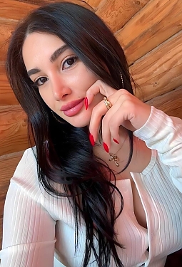 Maia, 32 y.o. from Tbilisi, Georgia