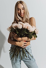 Ukrainian mail order bride Nikol from Chernivtsi with blonde hair and green eye color - image 5