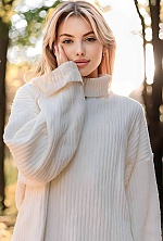 Ukrainian mail order bride Anna from Kharkiv with blonde hair and brown eye color - image 2