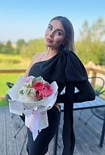 Ukrainian mail order bride Victoria from Gdynia with light brown hair and green eye color - image 8
