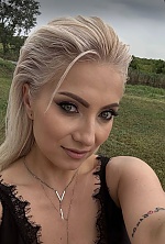 Ukrainian mail order bride Yulia from Pavlohrad with light brown hair and green eye color - image 8