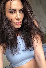Ukrainian mail order bride Olena from M&uuml;nchen with light brown hair and green eye color - image 10