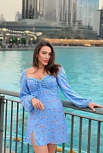 Ukrainian mail order bride Tetiana from New York with brunette hair and brown eye color - image 4