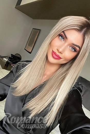 Ukrainian mail order bride Anna from Zaporizhzhya with blonde hair and brown eye color - image 1