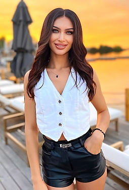 Angela, 29 y.o. from Serres, Greece