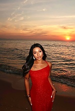 Ukrainian mail order bride Inthira from Frankfurt am Main with black hair and brown eye color - image 3