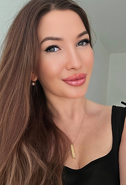 Natalia, 36 y.o. from Bern, Switzerland