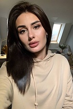 Ukrainian mail order bride Tetiana from Kamyanets-Podilskyi with brunette hair and brown eye color - image 3