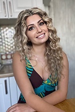 Ukrainian mail order bride Kateryna from Kyiv with blonde hair and hazel eye color - image 5