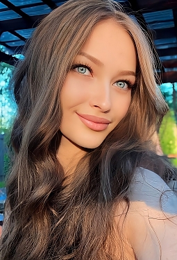 Veronika, 22 y.o. from Kyiv, Ukraine