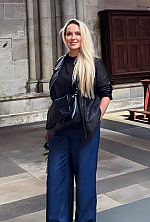 Ukrainian mail order bride Yuliya from Cologne with blonde hair and blue eye color - image 4