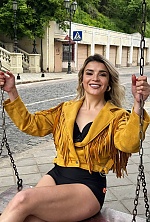 Ukrainian mail order bride Olha from Lviv with light brown hair and brown eye color - image 6