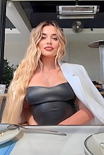 Ukrainian mail order bride Alina from Nicosia with blonde hair and hazel eye color - image 7