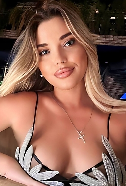 Alina, 35 y.o. from Nicosia, Cyprus