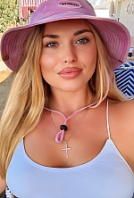 Ukrainian mail order bride Alina from Nicosia with blonde hair and hazel eye color - image 6