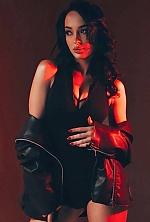 Ukrainian mail order bride Zhanna from Chernihiv with brunette hair and black eye color - image 5