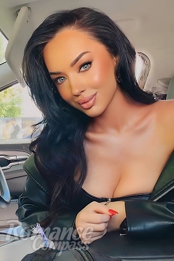 Ukrainian mail order bride Zhanna from Chernihiv with brunette hair and black eye color - image 1
