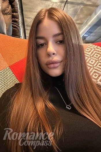 Ukrainian mail order bride Arina from Cherkasy with brunette hair and brown eye color - image 1