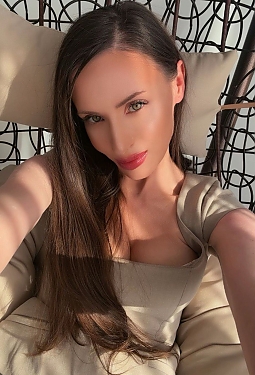 Oksana, 40 y.o. from Brussels, Belgium