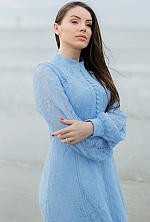 Ukrainian mail order bride Oksana from Brussels with brunette hair and green eye color - image 2