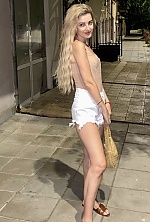 Ukrainian mail order bride Anastasia from Zaporizhzhya with light brown hair and green eye color - image 8