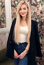 Ukrainian mail order bride Anastasia from Zaporizhzhya with light brown hair and green eye color - image 3