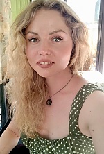 Ukrainian mail order bride Yullia from Kamyanets-Podilskyi with blonde hair and green eye color - image 4