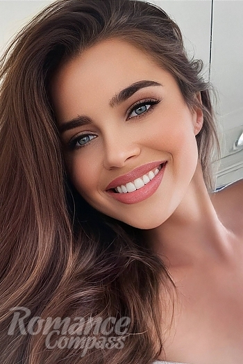 Ukrainian mail order bride Maria from Kyiv with light brown hair and brown eye color - image 1