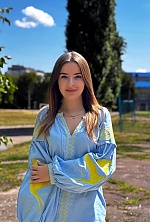 Ukrainian mail order bride Elena from Kyiv with light brown hair and brown eye color - image 2