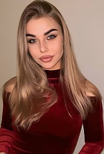 Ukrainian mail order bride Maria from Frankfurt with white grey hair and blue eye color - image 2