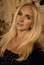 Ukrainian mail order bride Elena from Ljubljana with blonde hair and hazel eye color - image 3