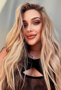 Yana, 30 y.o. from Toronto, Canada