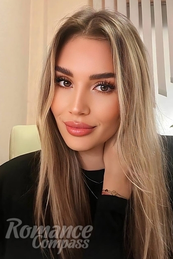 Ukrainian mail order bride Tatiana from Zaporizhzhya with blonde hair and brown eye color - image 1