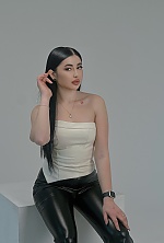 Ukrainian mail order bride Olena from Kyiv with black hair and brown eye color - image 3
