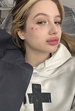 Ukrainian mail order bride Violetta from Odesa with blonde hair and green eye color - image 5
